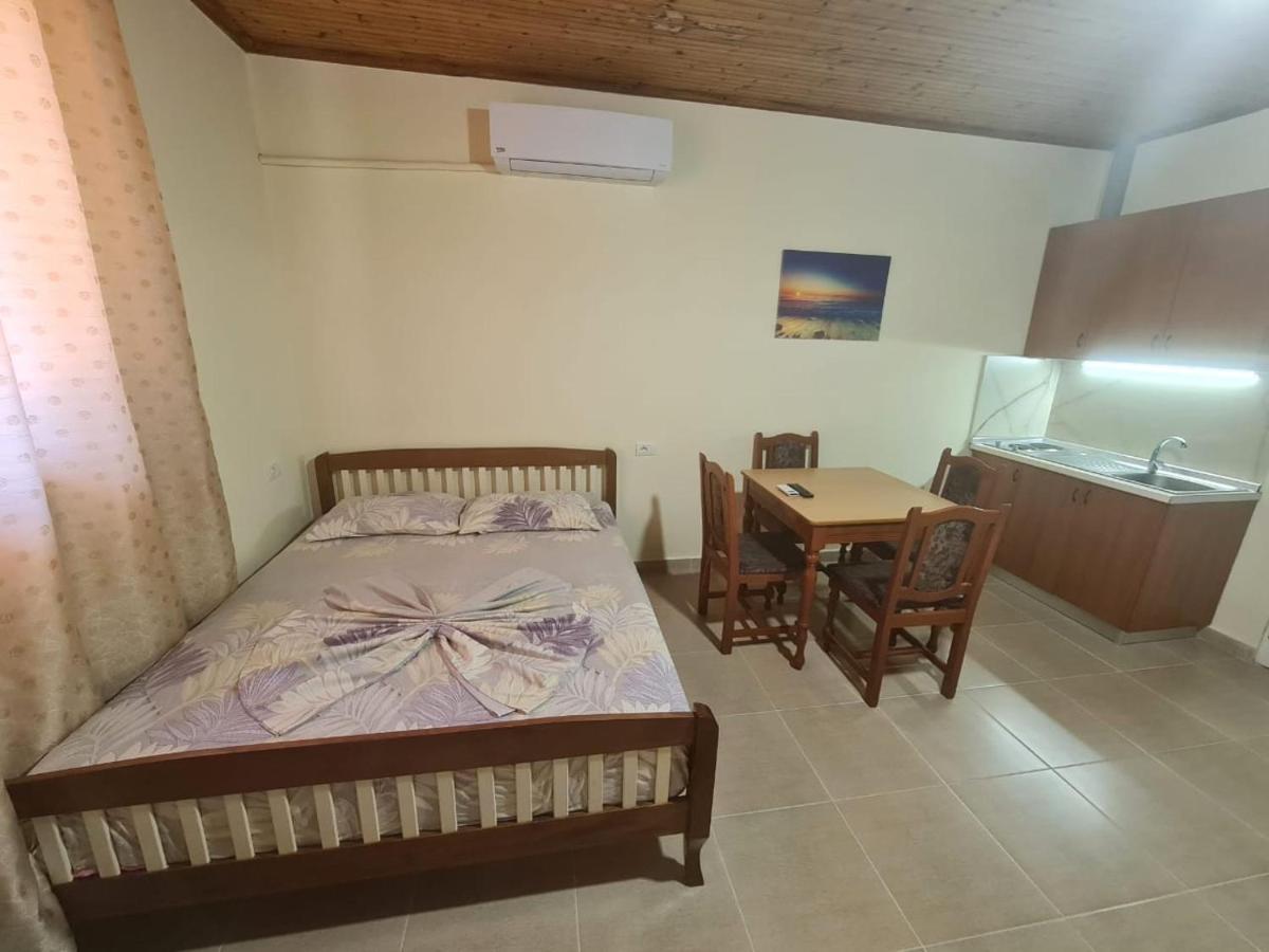 Vila Ivina Durrës Exteriér fotografie